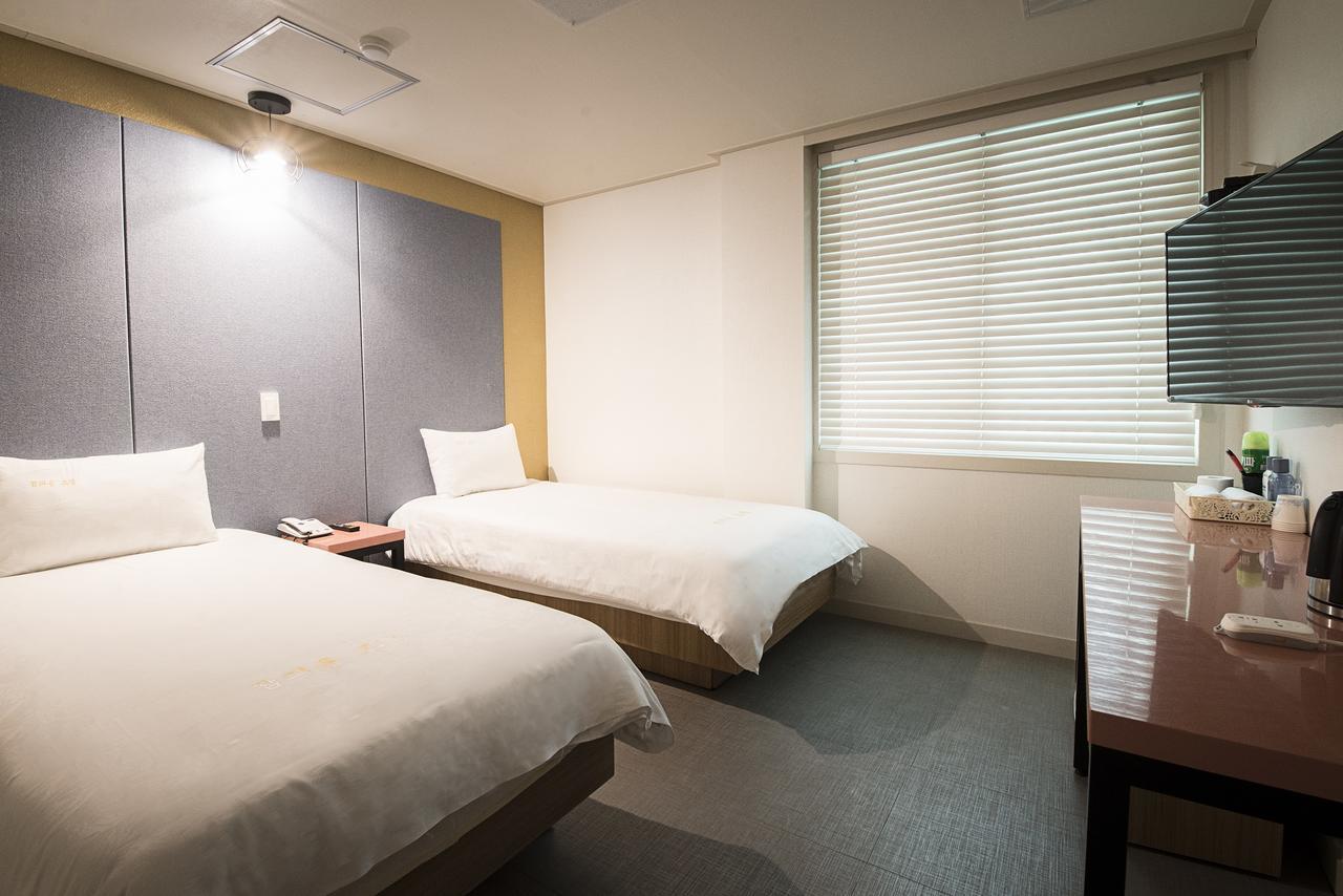Champion Hotel Jeju Eksteriør bilde