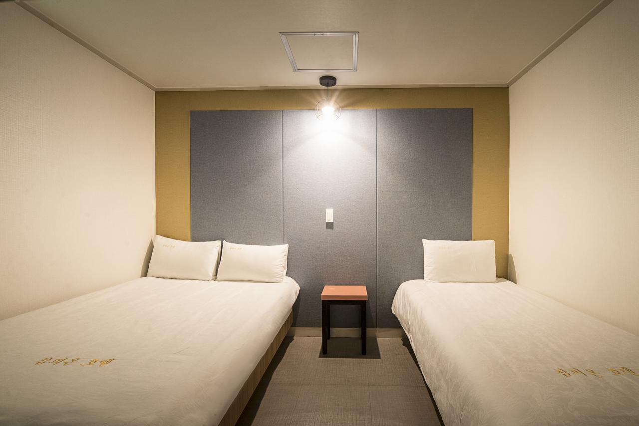 Champion Hotel Jeju Eksteriør bilde